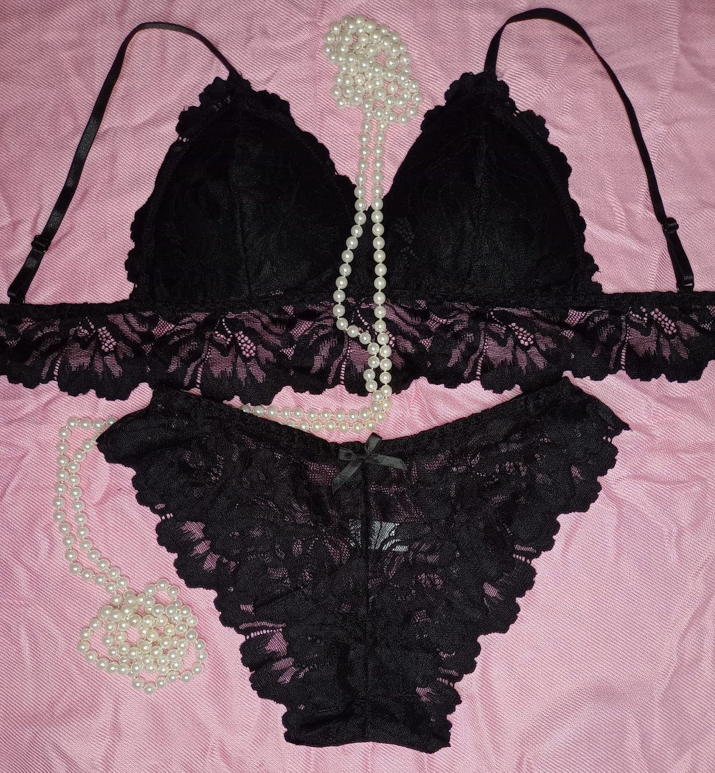 Wireless Floral Lace Bra & Panty Set