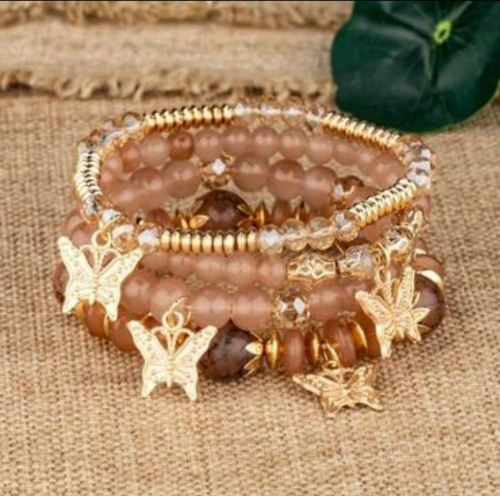 Beaded Charm Bracelet in Caramel