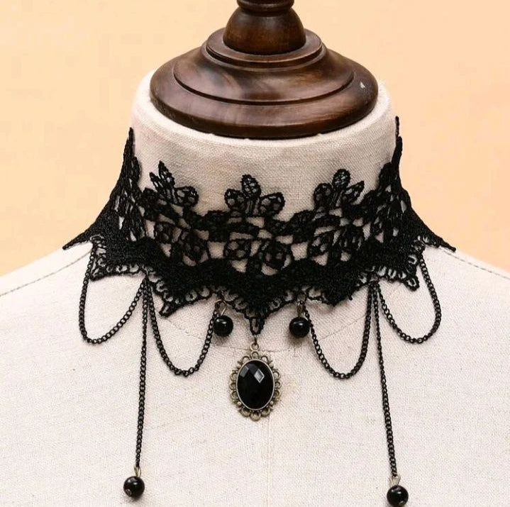 Gothic Lace Choker