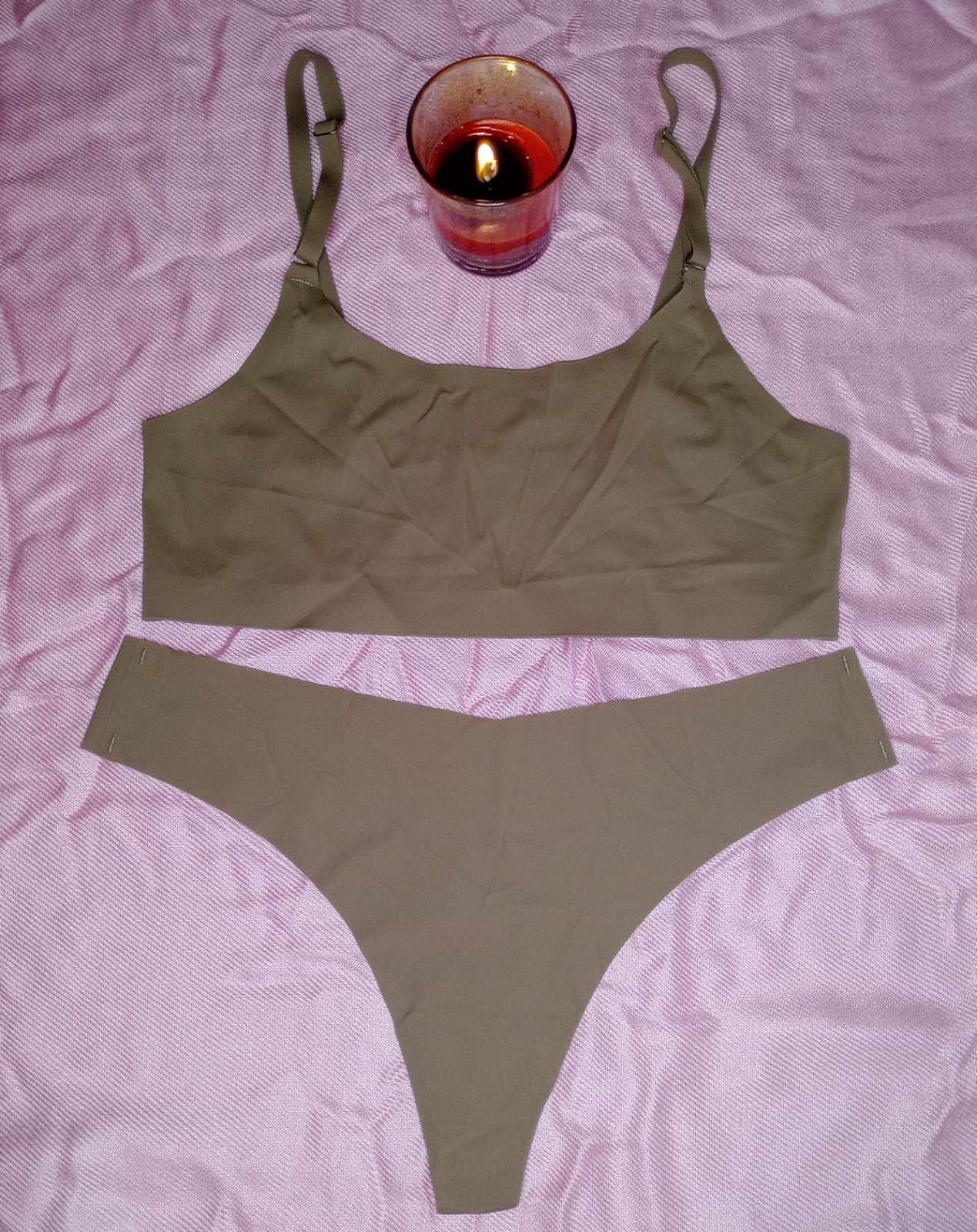 Wire-free/Unpadded Bra & Seamless Thong Set