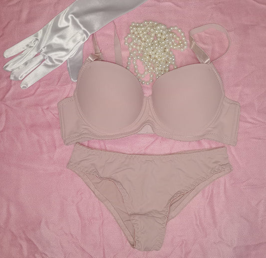 Underwire Bra & Panty Set
