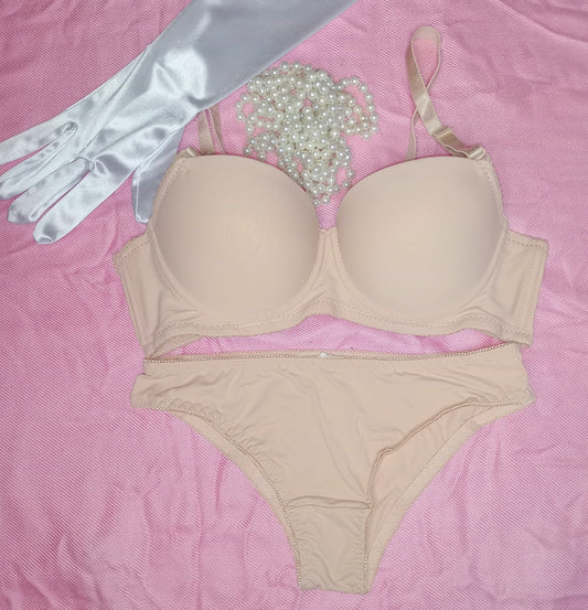 Underwire Bra & Panty Set