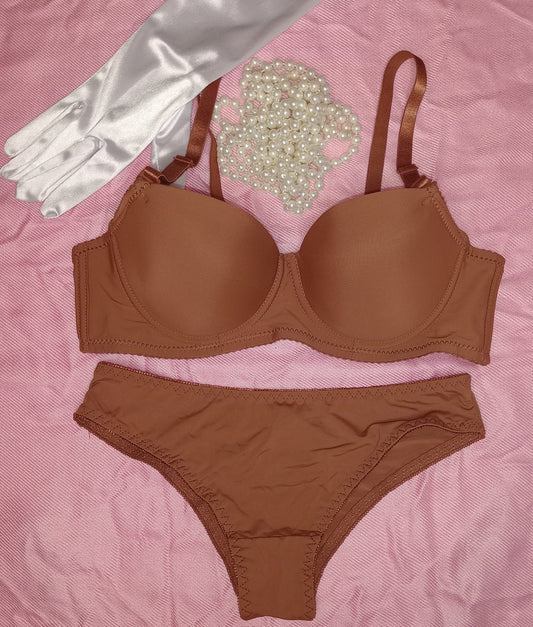 Underwire Bra & Panty Set