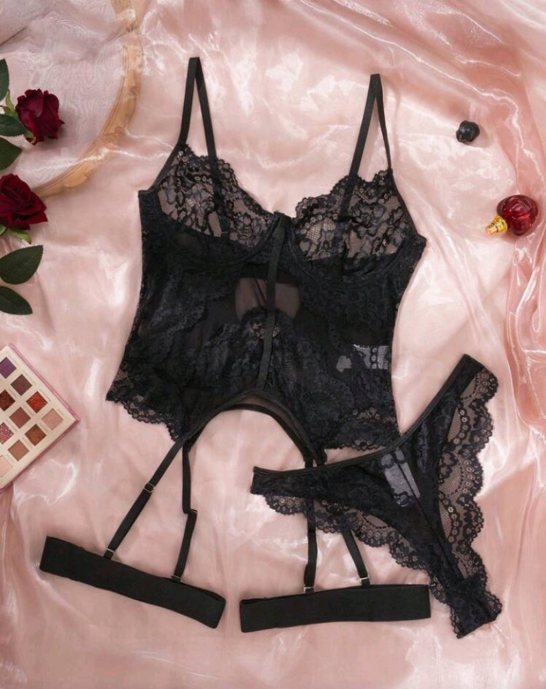 4 Piece Lingerie Set w/Garter